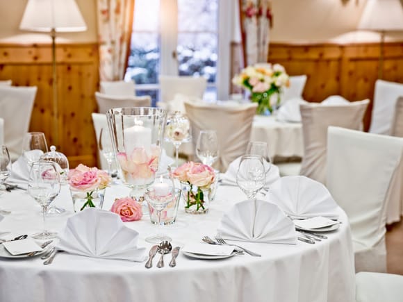 freisinger-hof-veranstaltungen-hochzeit-deko-07.jpg